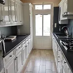 Maison 3 Chambres, 150 M De La Plage, 4/6 Pers, Wi-fi, Terrasse, Parking, Proche Commerces, Sur - Fr-1-194-370