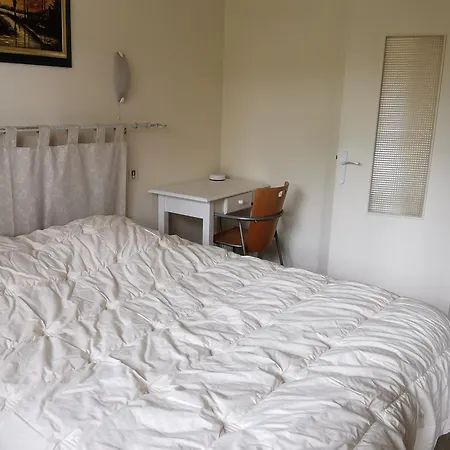 Maison 3 Chambres, 150 M De La Plage, 4/6 Pers, Wi-fi, Terrasse, Parking, Proche Commerces, Sur - Fr-1-194-370 *