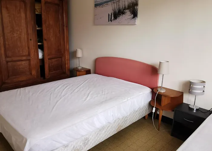 Maison 3 Chambres, 150 M De La Plage, 4/6 Pers, Wi-fi, Terrasse, Parking, Proche Commerces, Sur - Fr-1-194-370