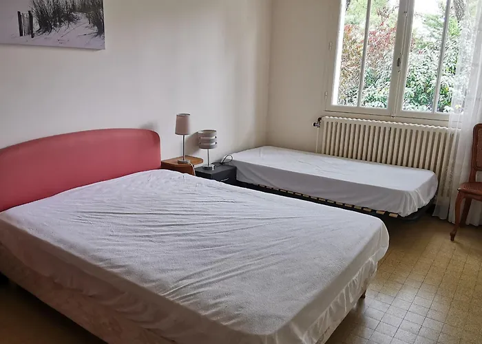 Casa de Férias Maison 3 Chambres, 150 M De La Plage, 4/6 Pers, Wi-fi, Terrasse, Parking, Proche Commerces, Sur - Fr-1-194-370