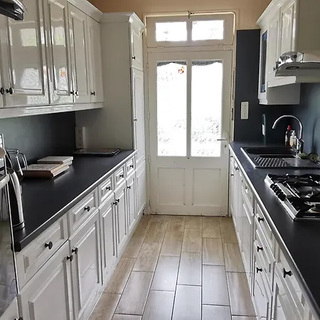 Maison 3 Chambres, 150 M De La Plage, 4/6 Pers, Wi-fi, Terrasse, Parking, Proche Commerces, Sur - Fr-1-357-23